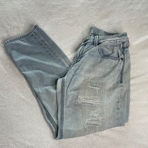 BCBG Max Azria Light Wash Distressed Boyfriend Jeans size 28